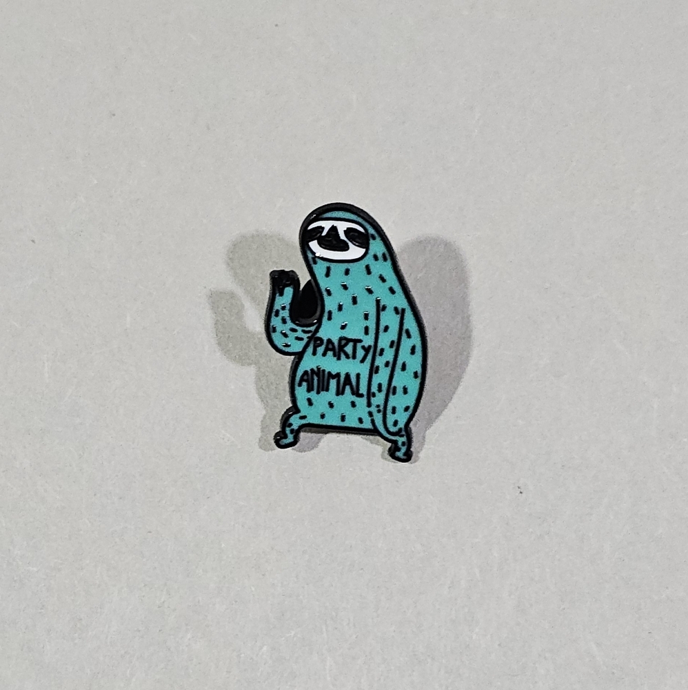 Sloth Enamel Pin Brooch Lapel Aesthetic & Collectible Pins